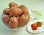 Kiadós krumplit sütünk rusztikus stílusban a sütőben (3 egyszerű recept) Rusztikus sült burgonya szeletek sütőben