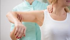 Capsulitis of the shoulder joint: symptoms, treatment